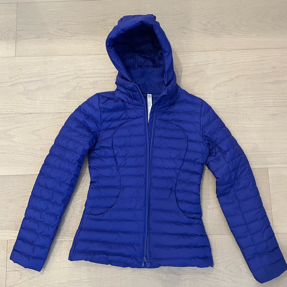 Indigo Lululemon puffer coat. Women’s Size 4